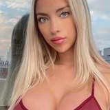 avrilneels from onlyfans