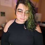 550328967018590208 from fansly