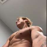 sneakychrisss from onlyfans